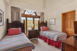 Guest Bedroom: Two Twin Beds